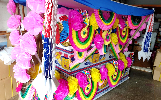 20220119110046_ZULWTnHI.jpg_carousel_청주꽃상여_청주꽃상여,일월꽃상여,꽃상여주문제작,전국꽃상여배달,꽃상여,청주장묘,청주묘지이장,벌초대행,대전,세종시,강원도,광주,부산,대구